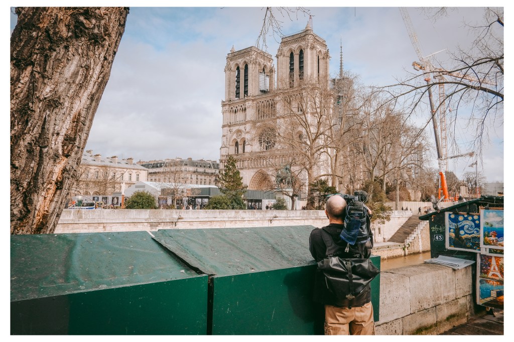 notre Damme being filmed, Paris
