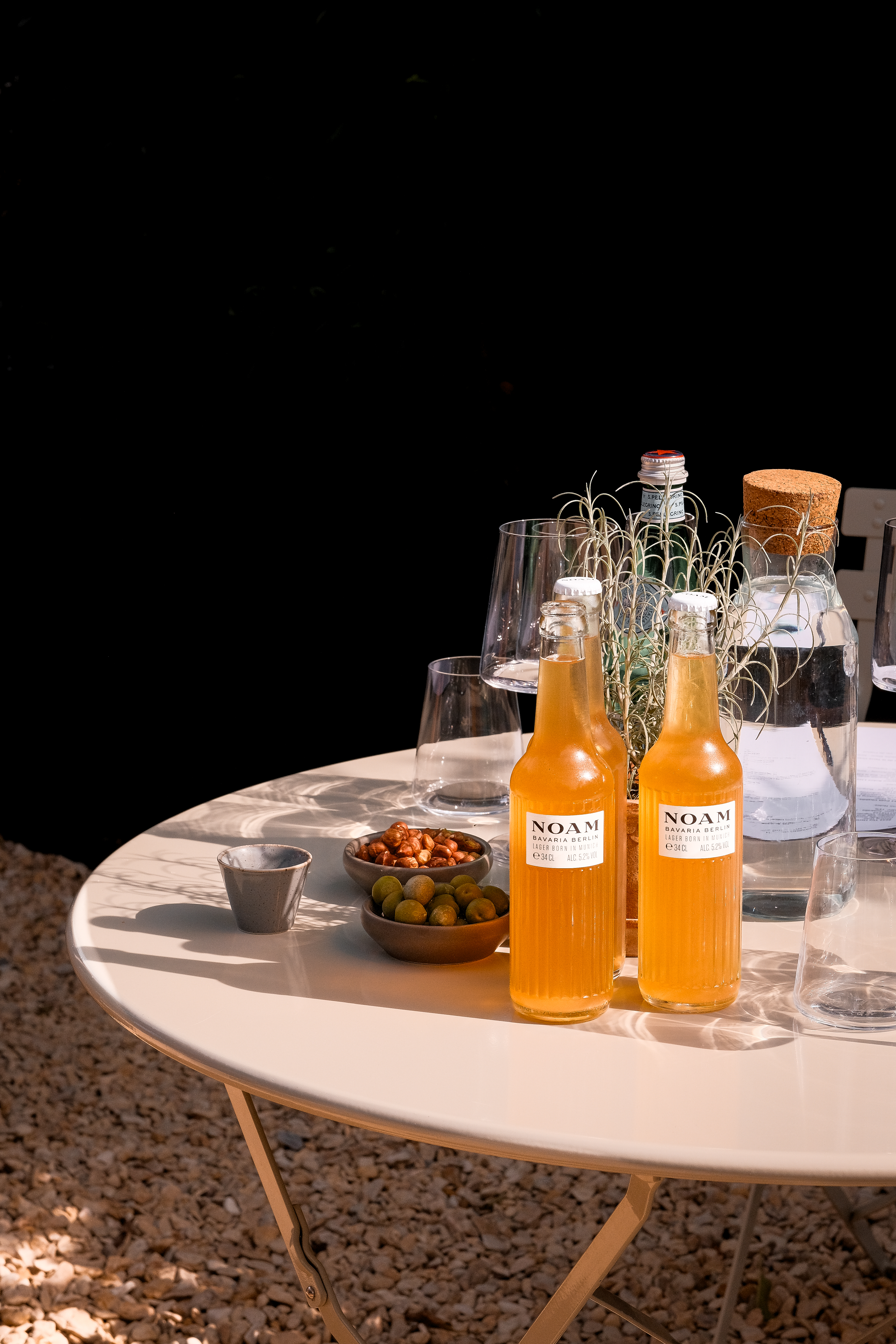 beer and olive garden table